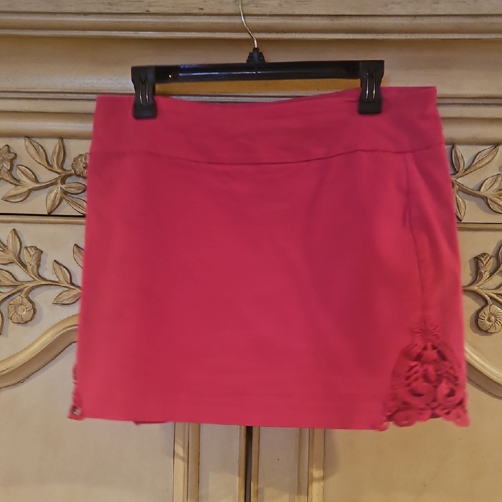 Chic Pink Lace Accent Mini Skirt